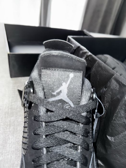 Air Jordan 4 Black Cat