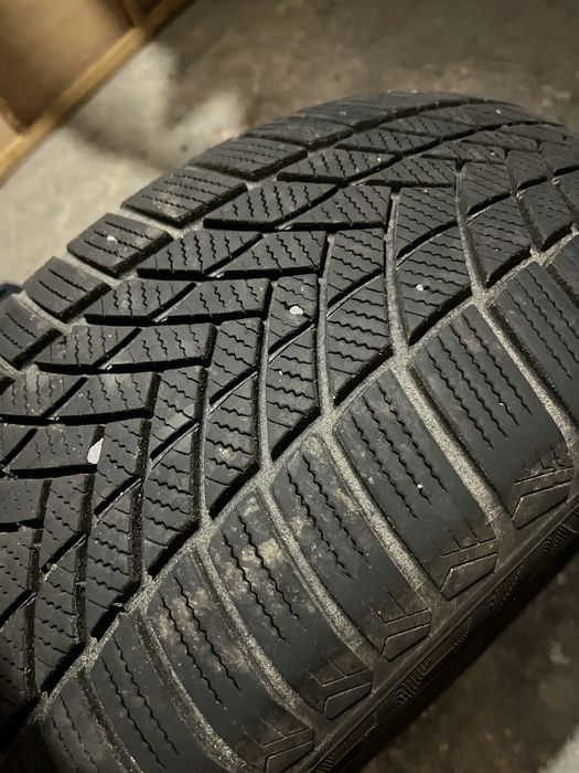 Cauciucuri iarna 255-55-18