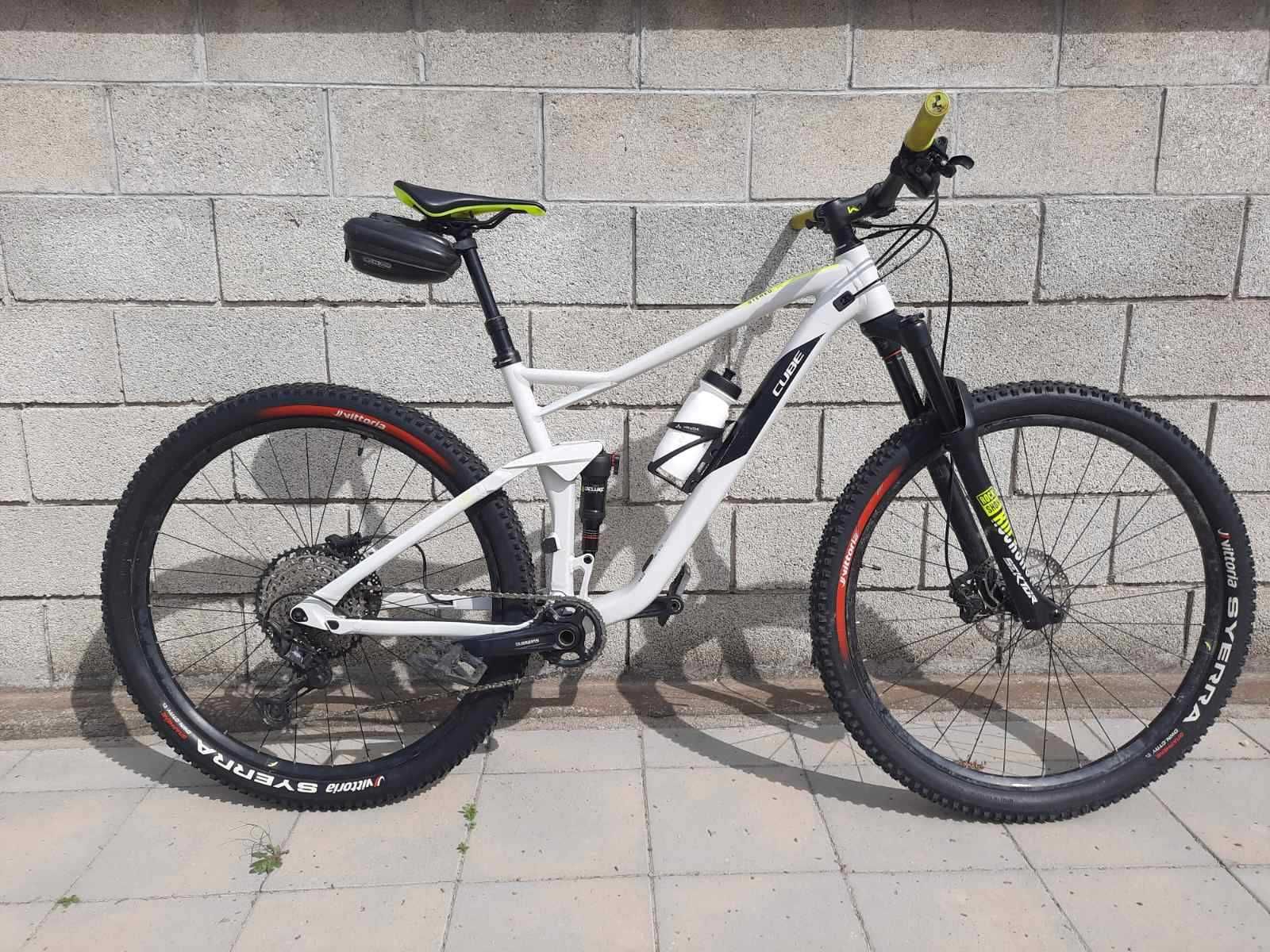 Планински велосипед  Cube stereo race