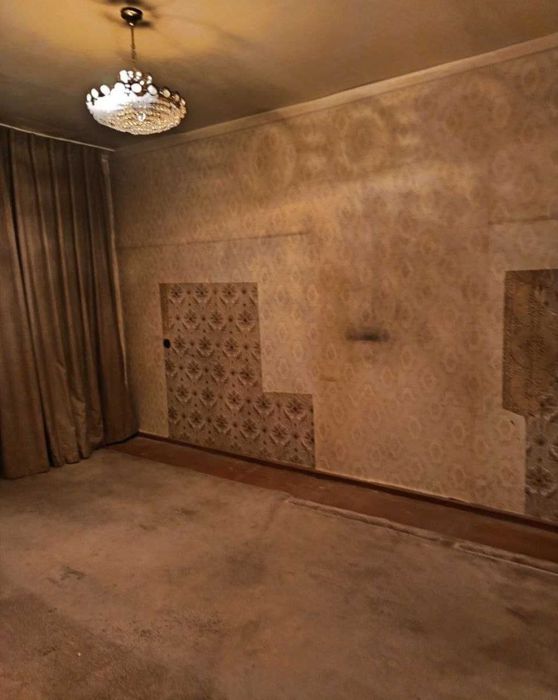 Продаётся на БУЗ-1 Художников