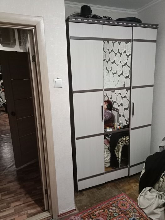 Продам шкаф в хорошем состоянии