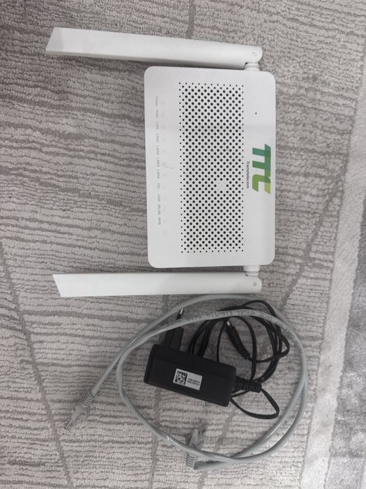 продам роутер huawei EchoLife EG8145V5