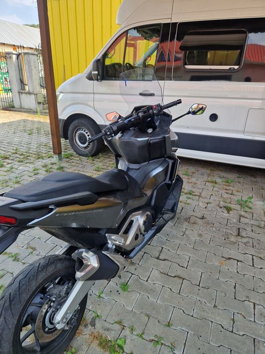 MOTOCICLETĂHonda Forza 750