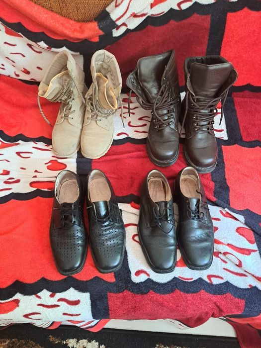 Bocancii militari și accesorii