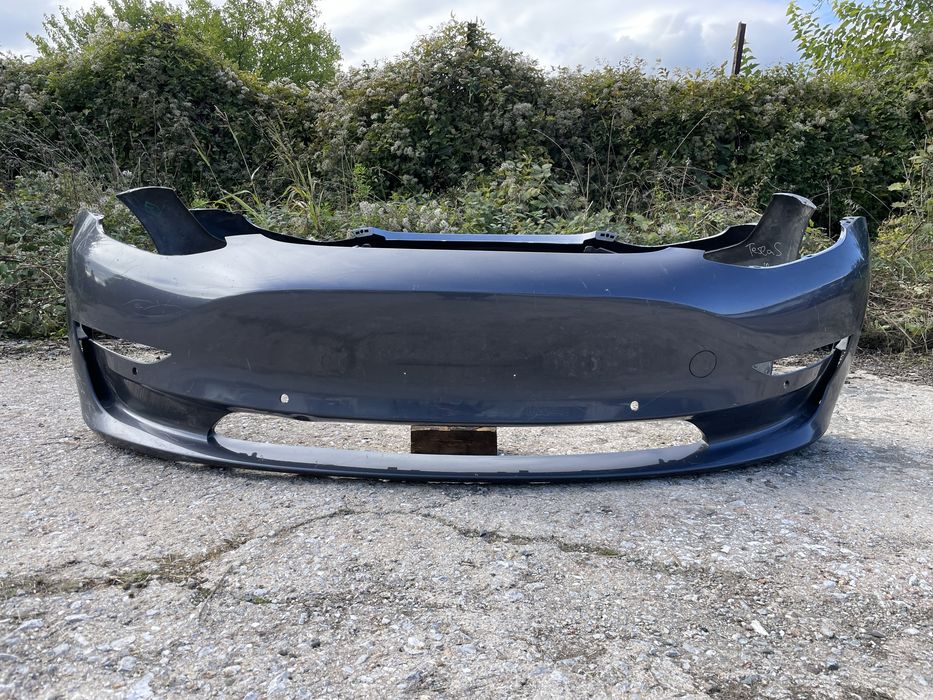 Предна броня за Tesla 3 Тесла 3  2021-2023г