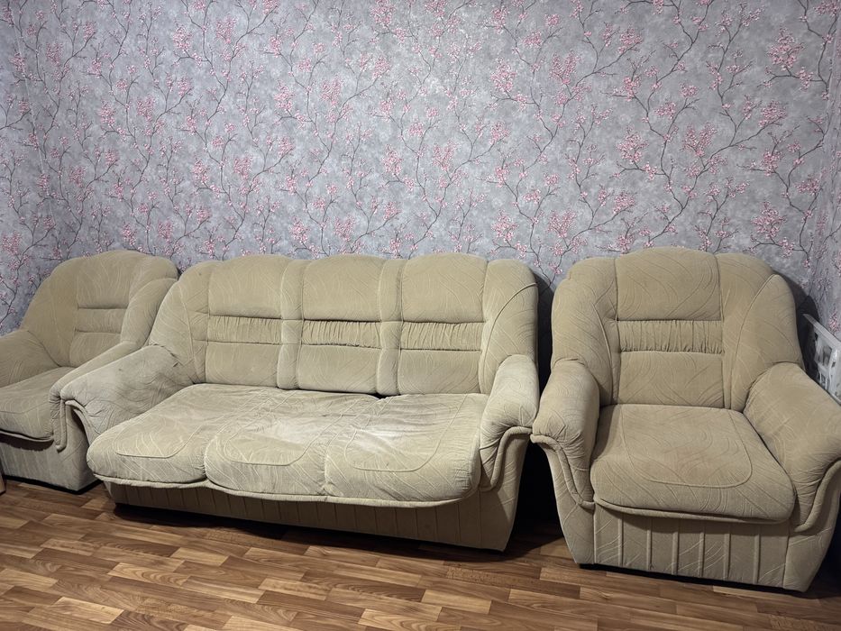 Продам диван в хорошем состоянии