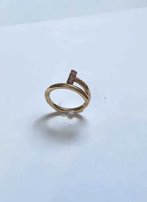 Кольцо с бриллиантами