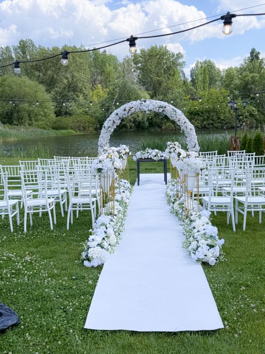 Cununie civila in aer liber decor cununie civila arcada covor rosu