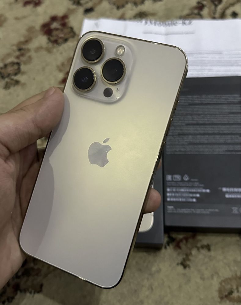 Iphone 13 Pro GOLD