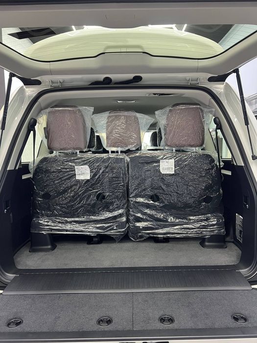 Toyota Land Cruiser 200 V6