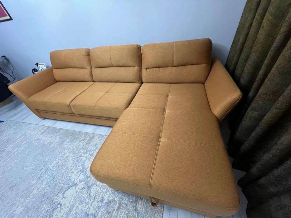 Угловой диван в отличном состоянии