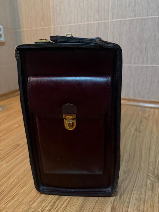 Valiza piele vintage