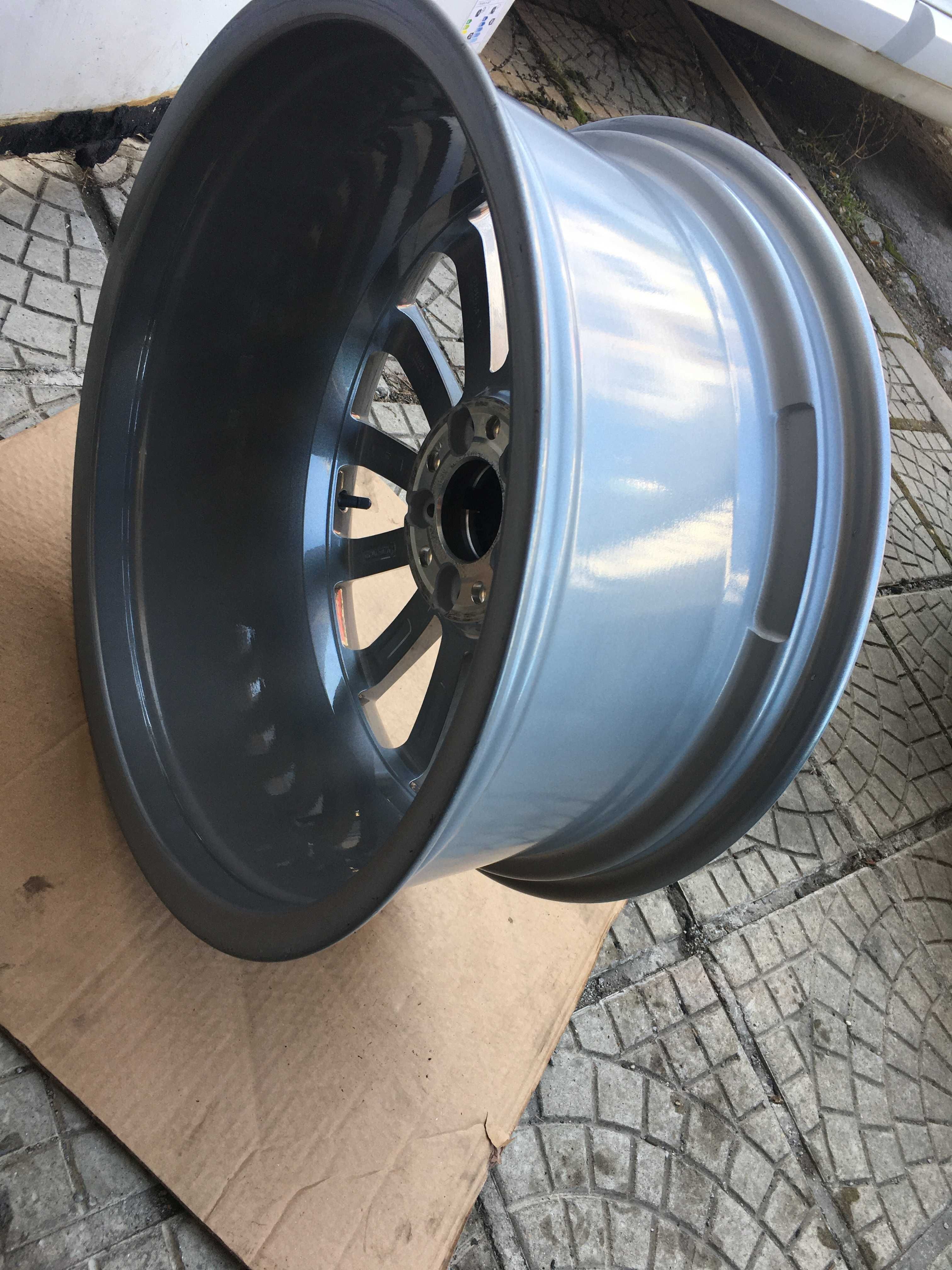 1бр. нова оригинална джанта Mercedes AMG 19" 5x112