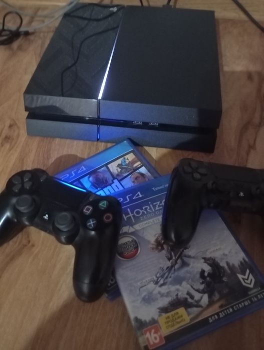 Sony playstation 4
