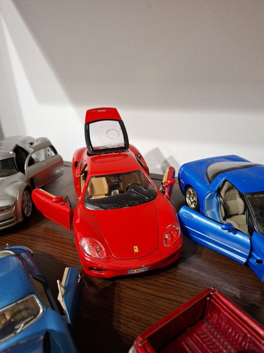 Machete auto din metal 1:18 ; 1:24