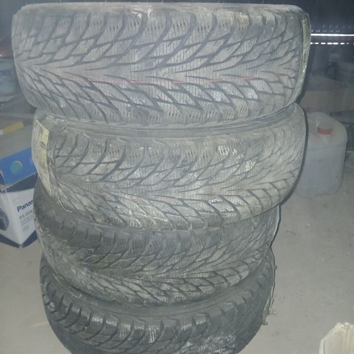 Продам новый Зимние шины 4шт NOKIAN 185/60 R15