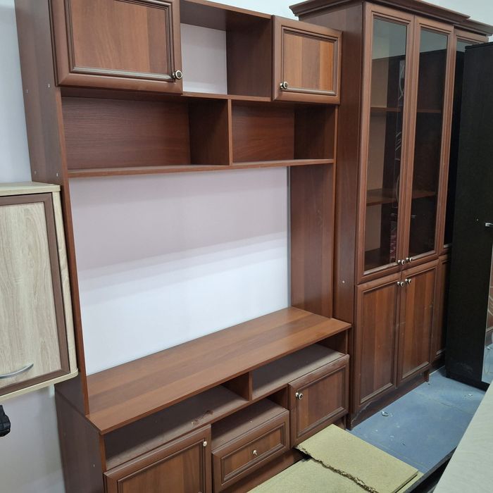 Продам шкаф стенка