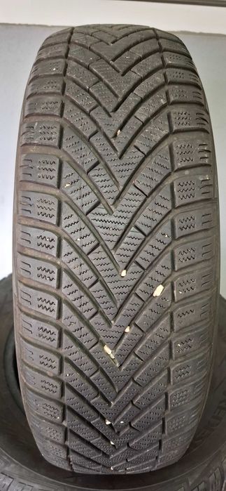 4бр. 195/65/15 Vredestein 6.8mm грайфер, дот 20г. Безплатен монтаж