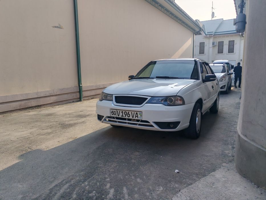 Nexia 2 2015 Luks 4 pozitsiya 1.6 DONC