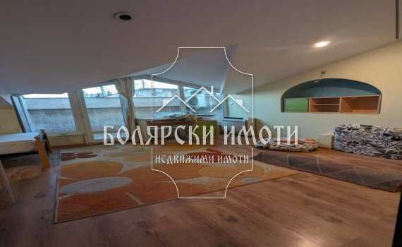 Обзаведен мезонет в гр. Велико Търново