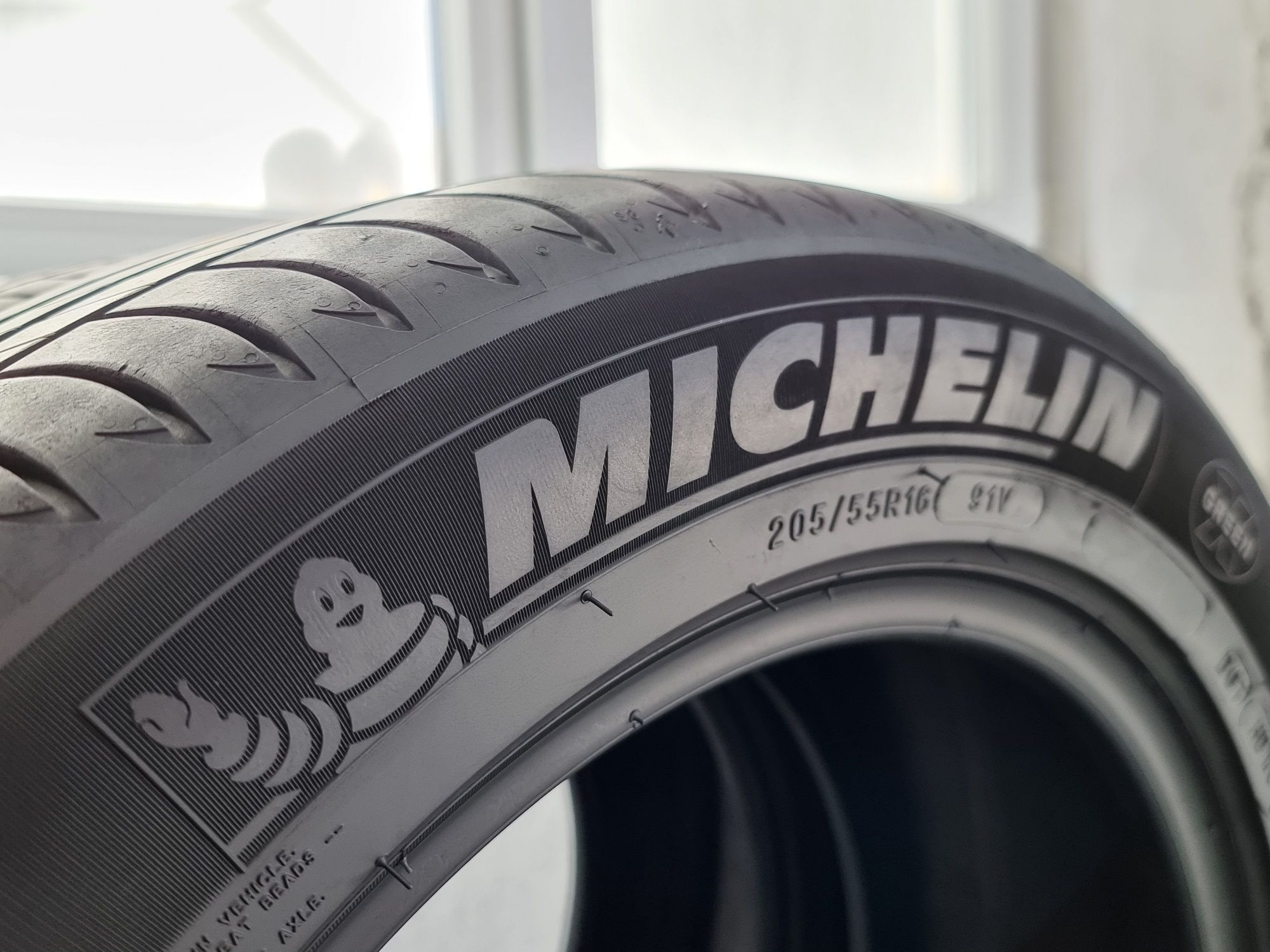 205/55/16 Michelin 2Броя: 170лв 7мм