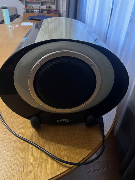 Продам сабуфер CAV