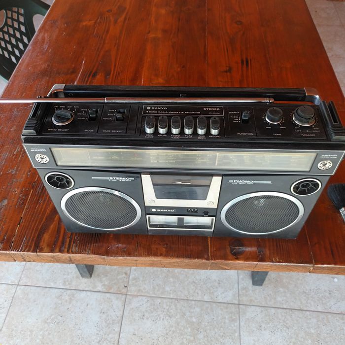 Radiocasetofon Sanyo M4500KE rar