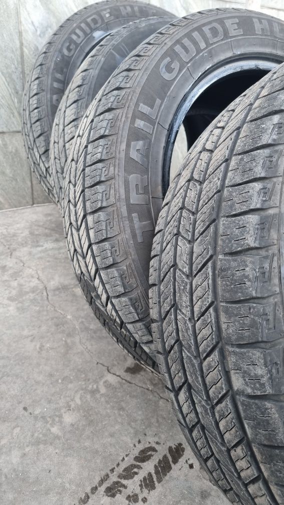 Зимни гуми 235/55 R19 4 бр.