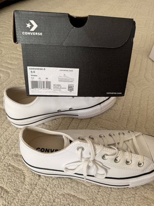 Converse All Star din piele