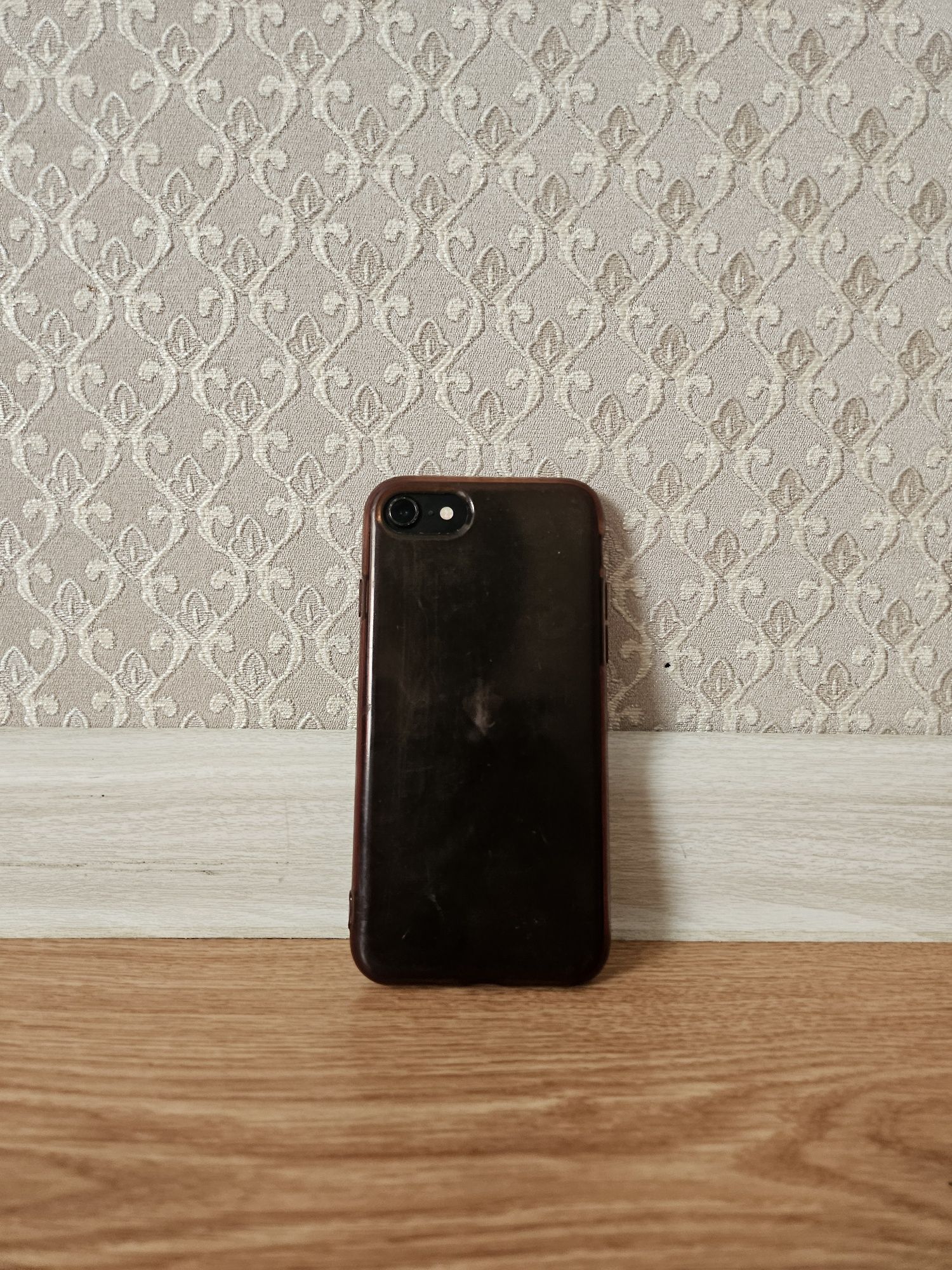 Iphone SE 2020 в отличном состоянии