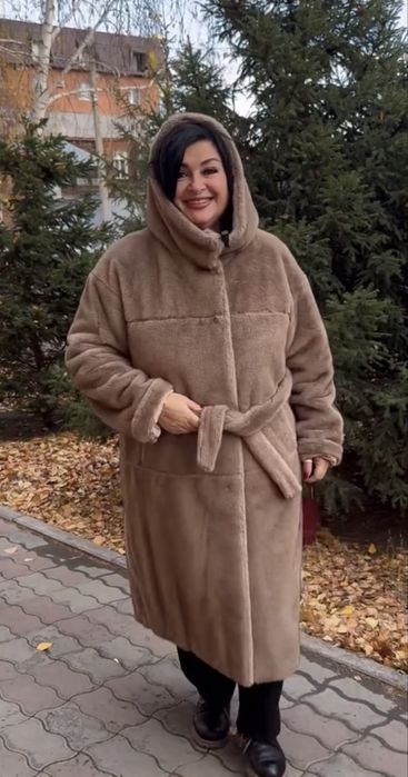 Продам шубу из искуственного меха