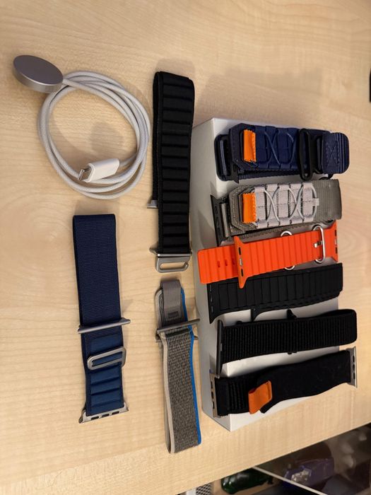 Apple Watch Ultra 49 mm Titanium Cellular