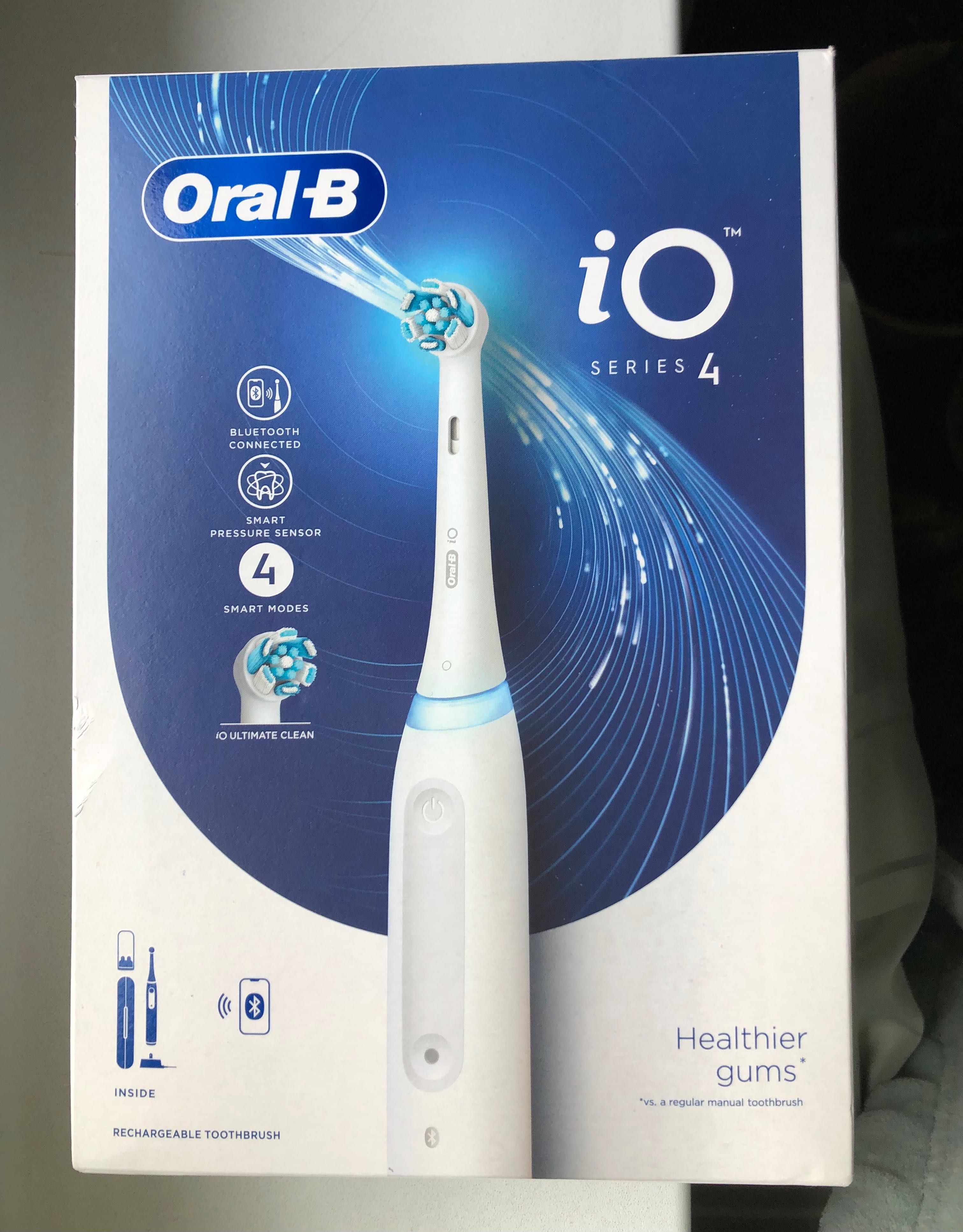 Periuta de dinti electrica Oral-B iO4
