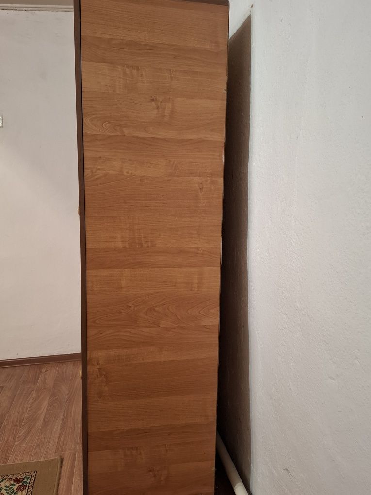 Шифоньер для спальни