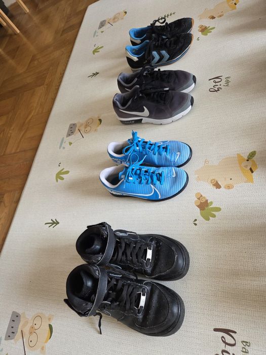 4 чифта маратонки 35 и 36 номер / Nike / Hummel