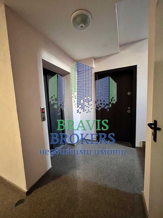 Продава се Тристаен апартамент в Варна, Левски - 78 кв.м за 2052 €/кв.м - Снимка #8