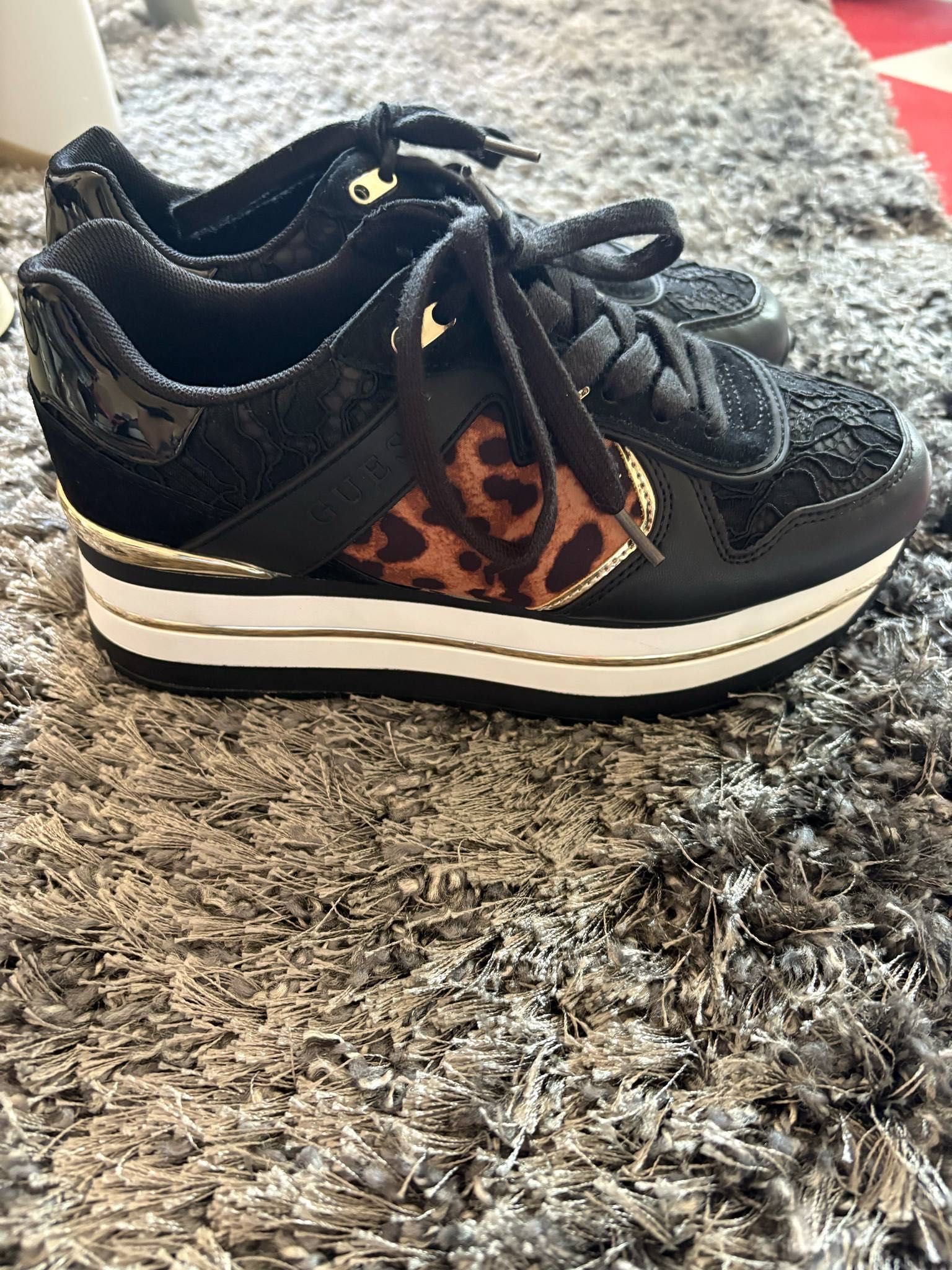 Adidași GUESS originali