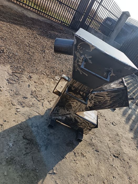 Vând Sobă rachetă