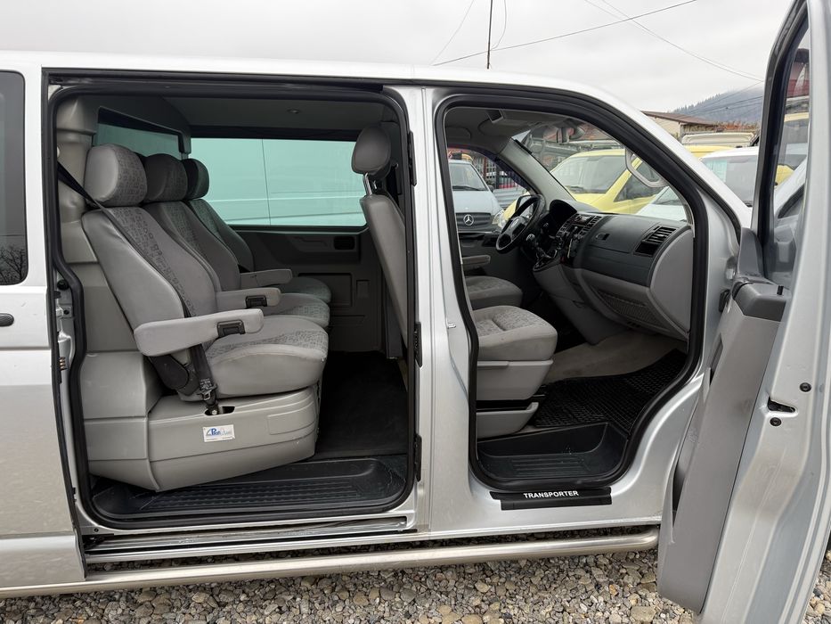 Vw transporter t5 mixt cu 5 locuri si marfa
