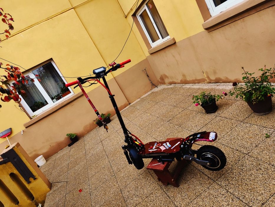 Se vinde!! Trotinete electrică ANGWATT F1
