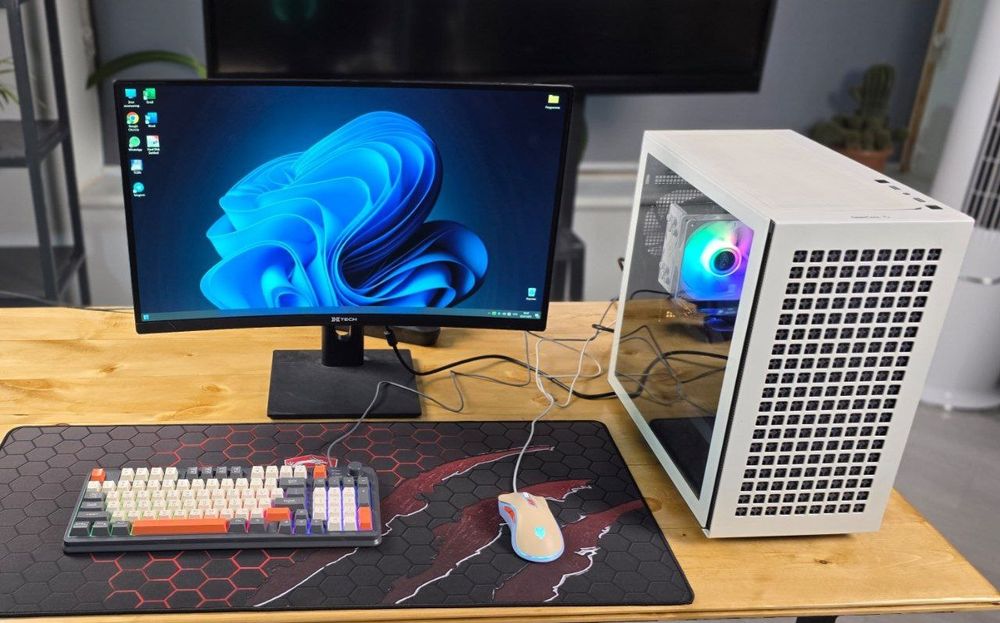 RTX 3050 6 gb Core i5 12400f 16 gb Immer 27 Curved dyum monitor