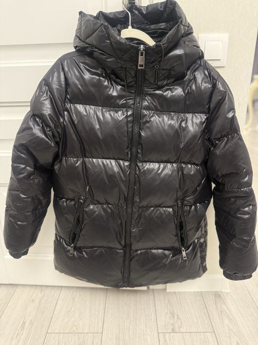 Продам пуховик Michael kors