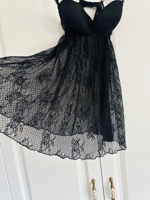 Furou / neglijeu sexy tip Victoria Secret cu cupe masura S