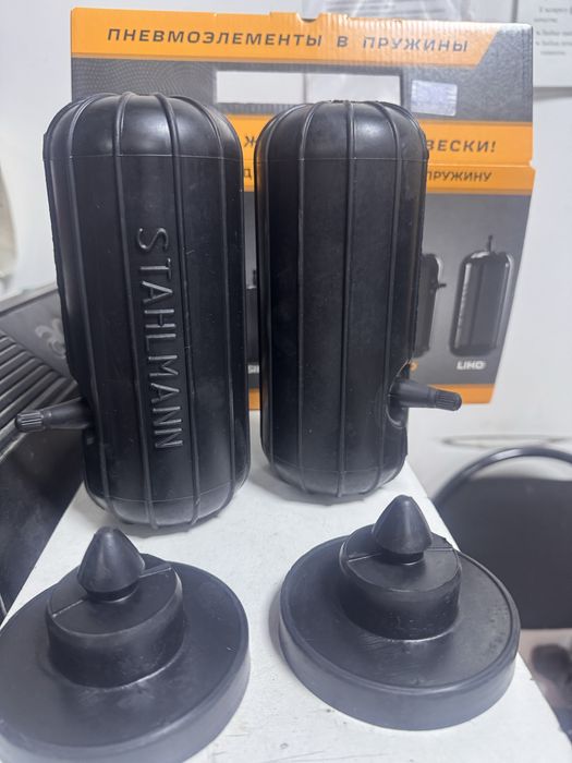 Пневмоболлоны в пружину.