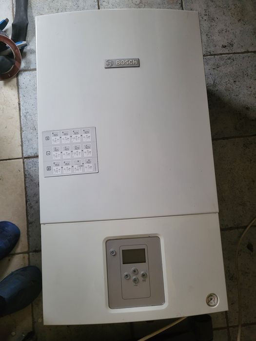 Газовый кател 2х конторный Bosch 6000