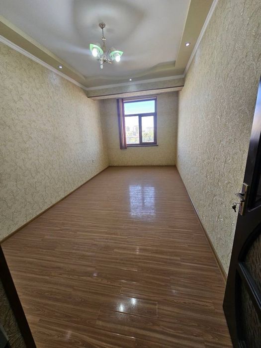 3 xonalik 2 qavat  4 qavatli dom. 5 mkr.  ID0088