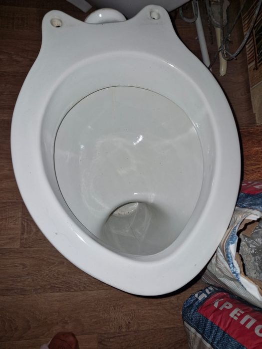 Продам унитаз и бочок