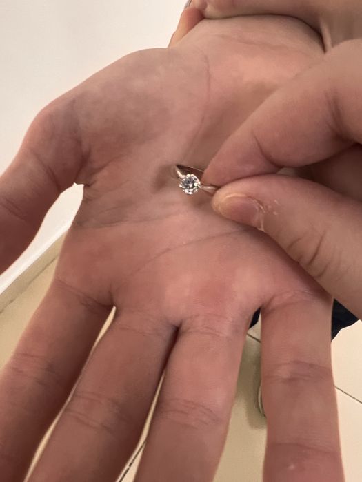 Кольцо не настоящее