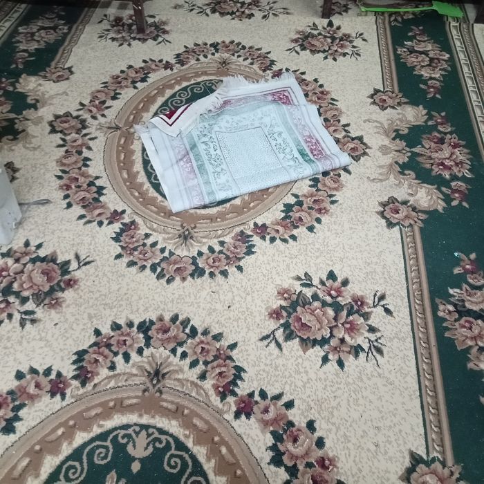 Ковры 2штуки хорошем состоянии.