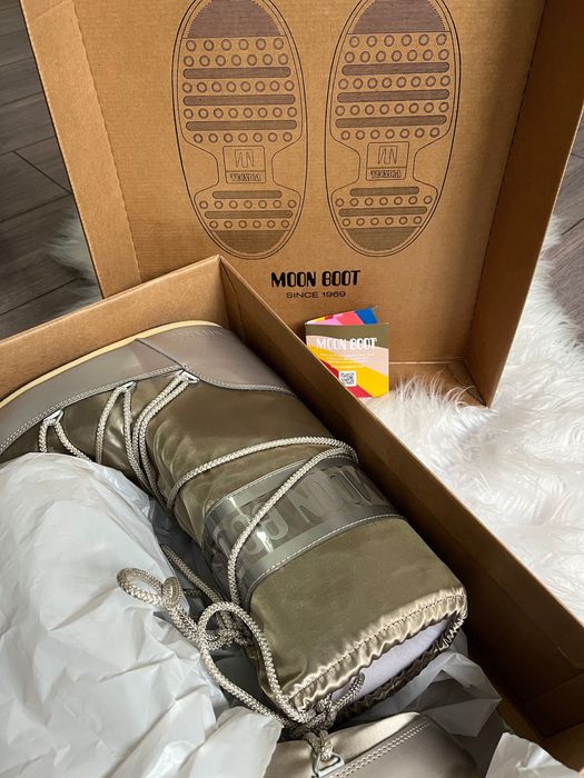 Moon boot icon glance-platinum